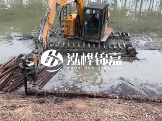 河道木材松木樁怎么選？河道工程用什么規(guī)格松木樁？