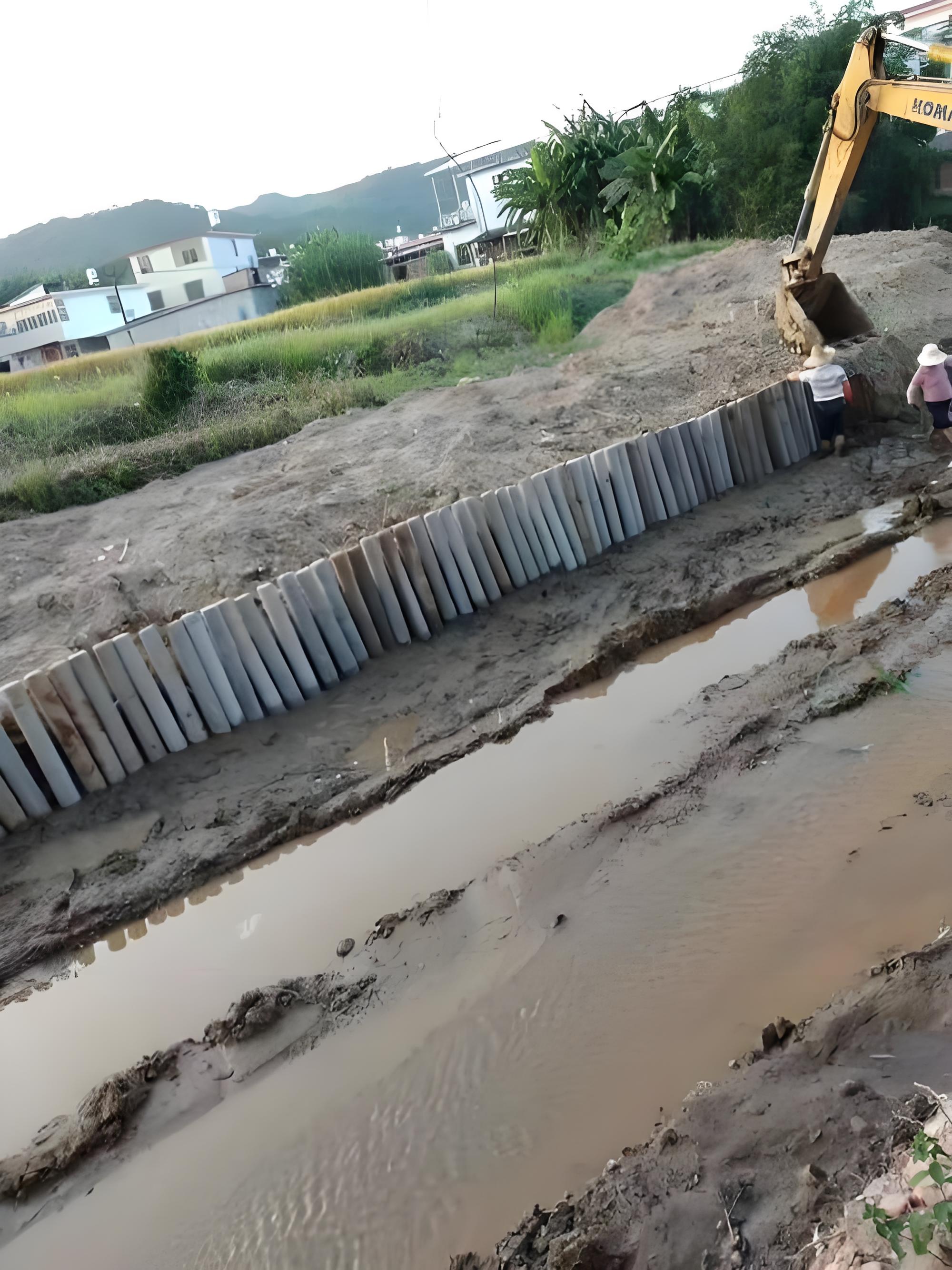 水泥樁廠家泓樺錦嘉-水泥樁在淤泥質(zhì)河床如何防沉降？